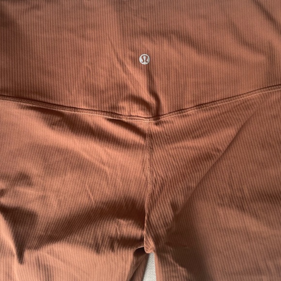 NWT Lululemon Align Ribbed Pant 25” - Picture 4 of 6